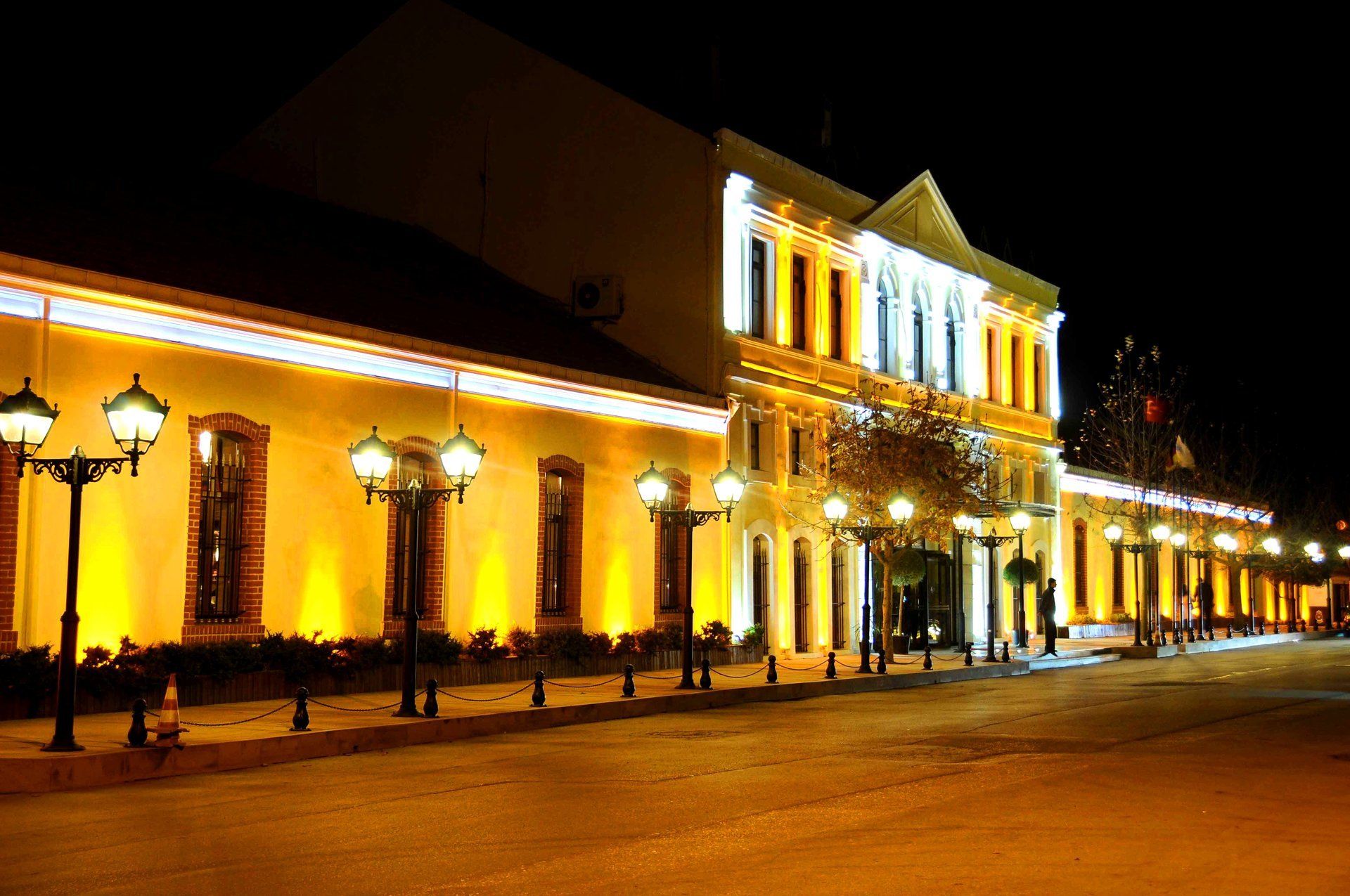 Montania Special Class Hotel Travelbook Hotels